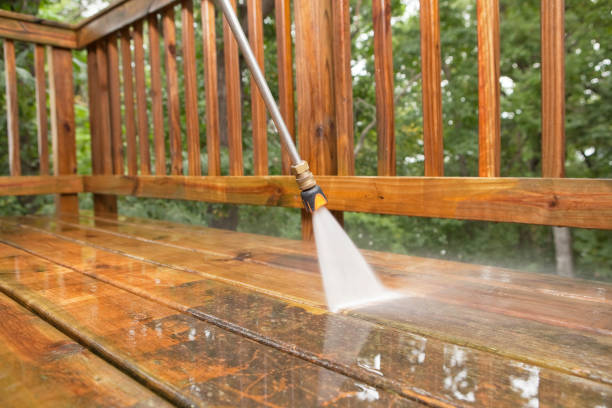 Why Choose Our Certified Pressure Washing Experts for Your Project Needs in Hudson, IL?
